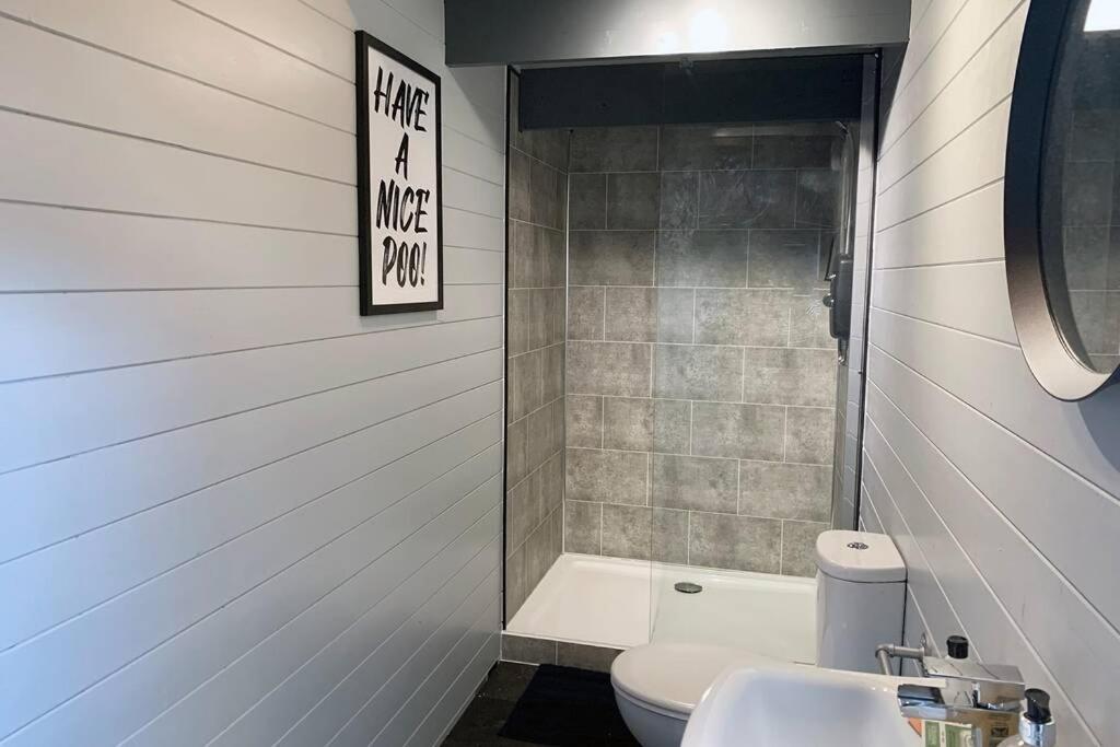 Cosy, Self-Contained Garden Room In City Centre! Hereford Luaran gambar